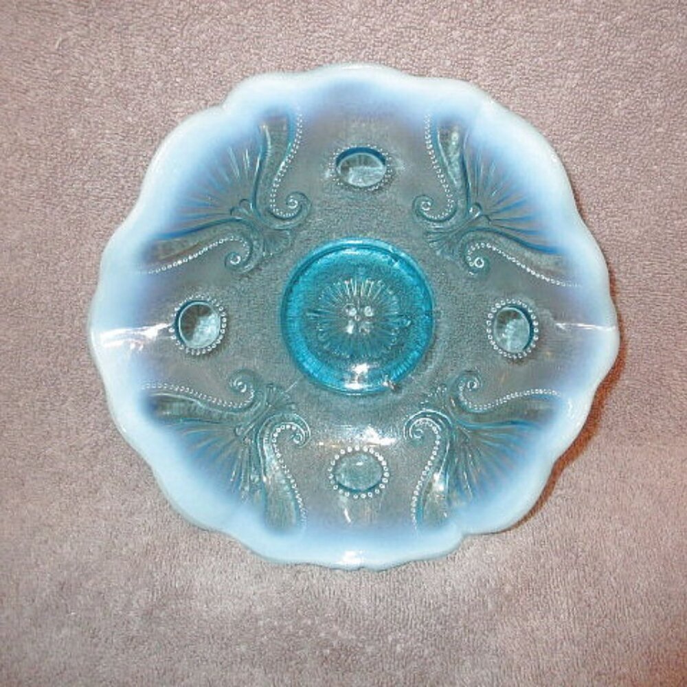 Vintage Dugan Blue Opalescent Glass Compote Candy Dish Ruffled Keyhole EUC
